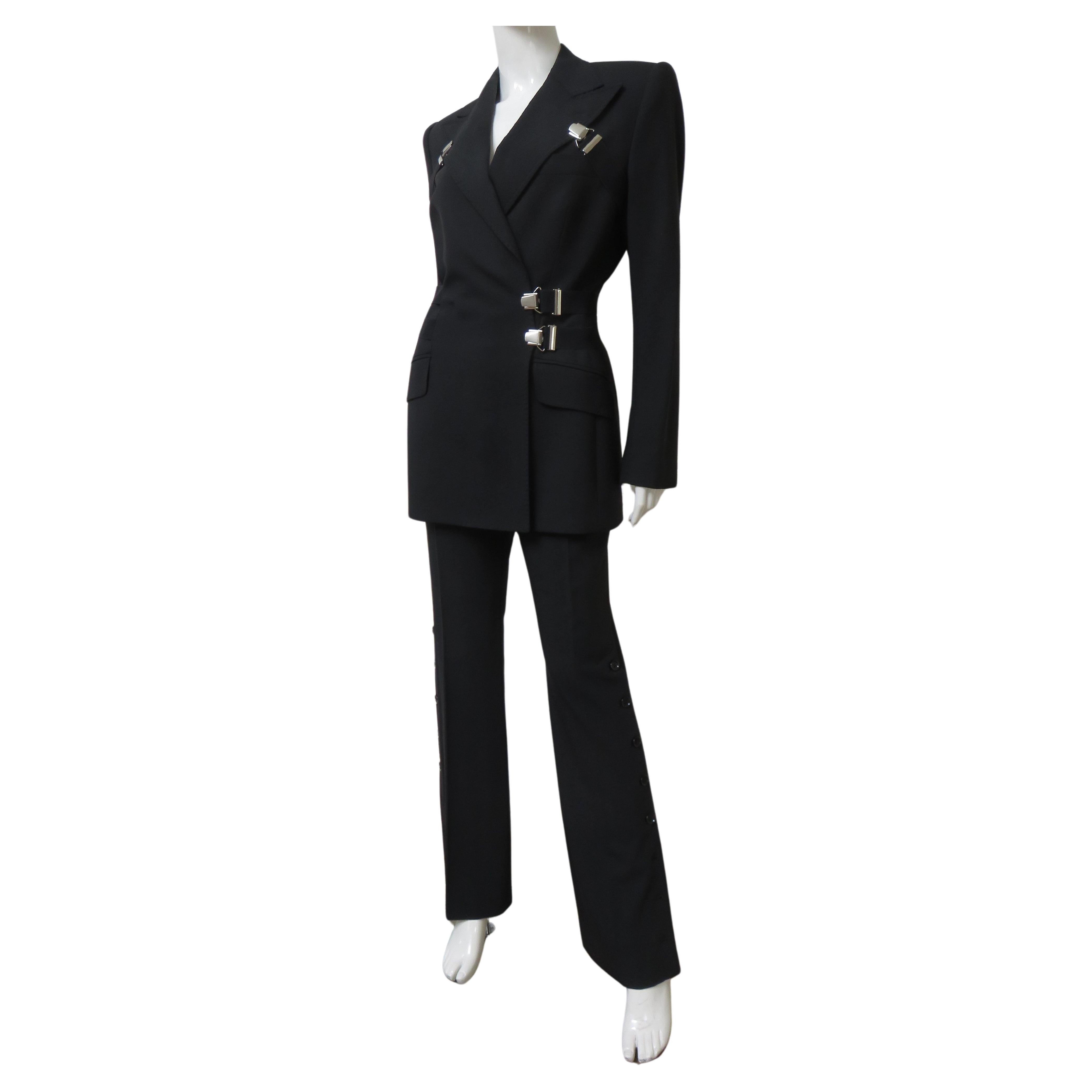 Costume pantalon d'inspiration lingerie Dolce & Gabbana en vente