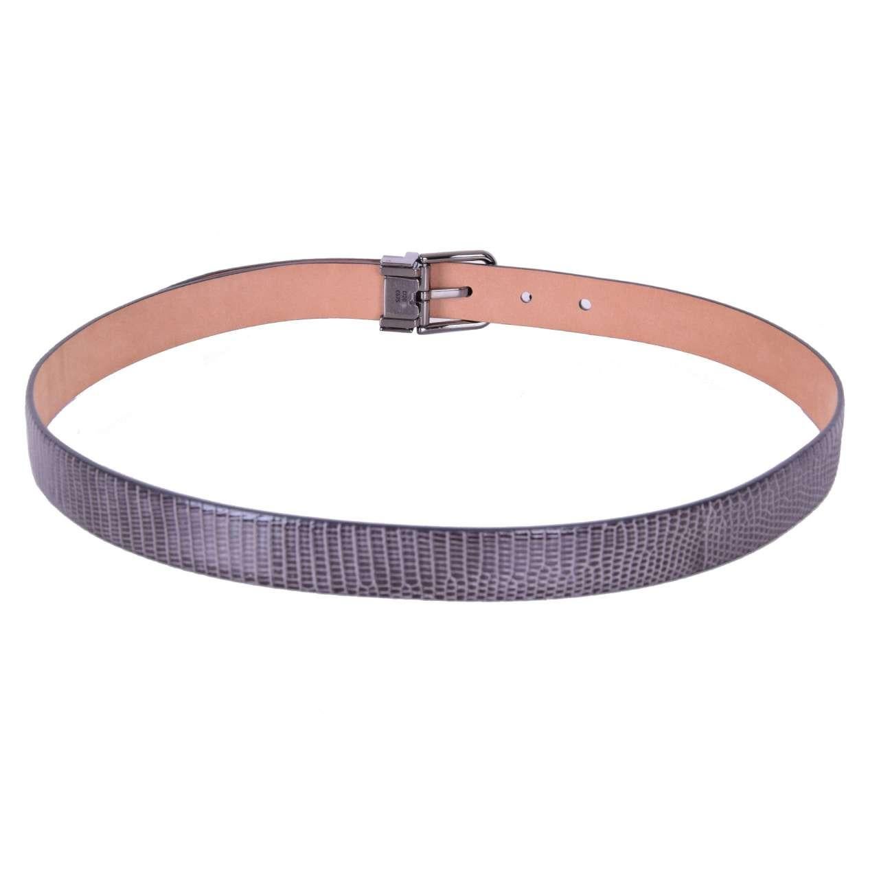 - Lizard belt with removable roller buckle in gray by DOLCE & GABBANA Black Label - MADE IN ITALY - New with Dustbag - Model: BC3614-A2002-80720 - Material: 100% Lizard - Width: 2,5 cm - Color: Gray - Roller buckle with ruthenium finished - Square