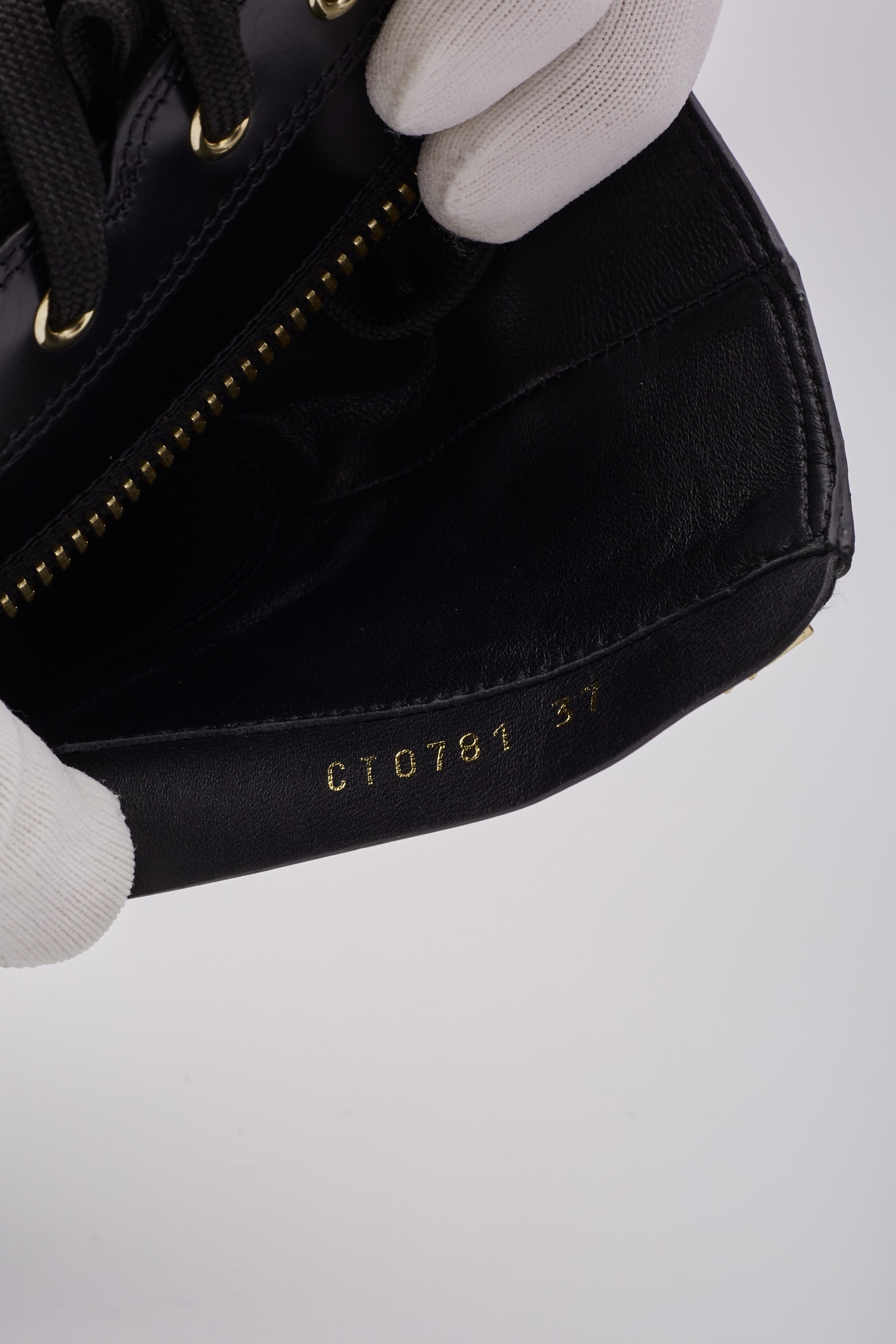 Dolce & Gabbana Logo Charm Black Leather Platform Ankle Boots For Sale 4