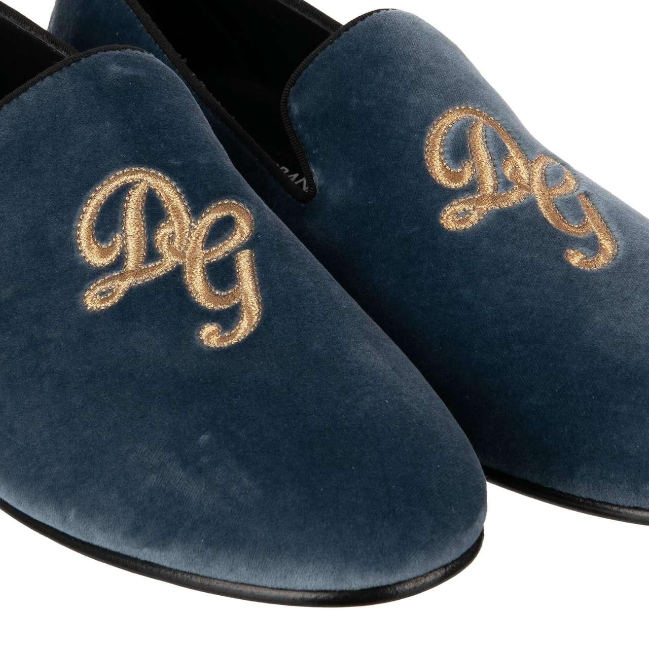 Men's Dolce & Gabbana - Logo Embroidered Velvet Loafer AMALFI Light Blue Gold EUR 42 For Sale