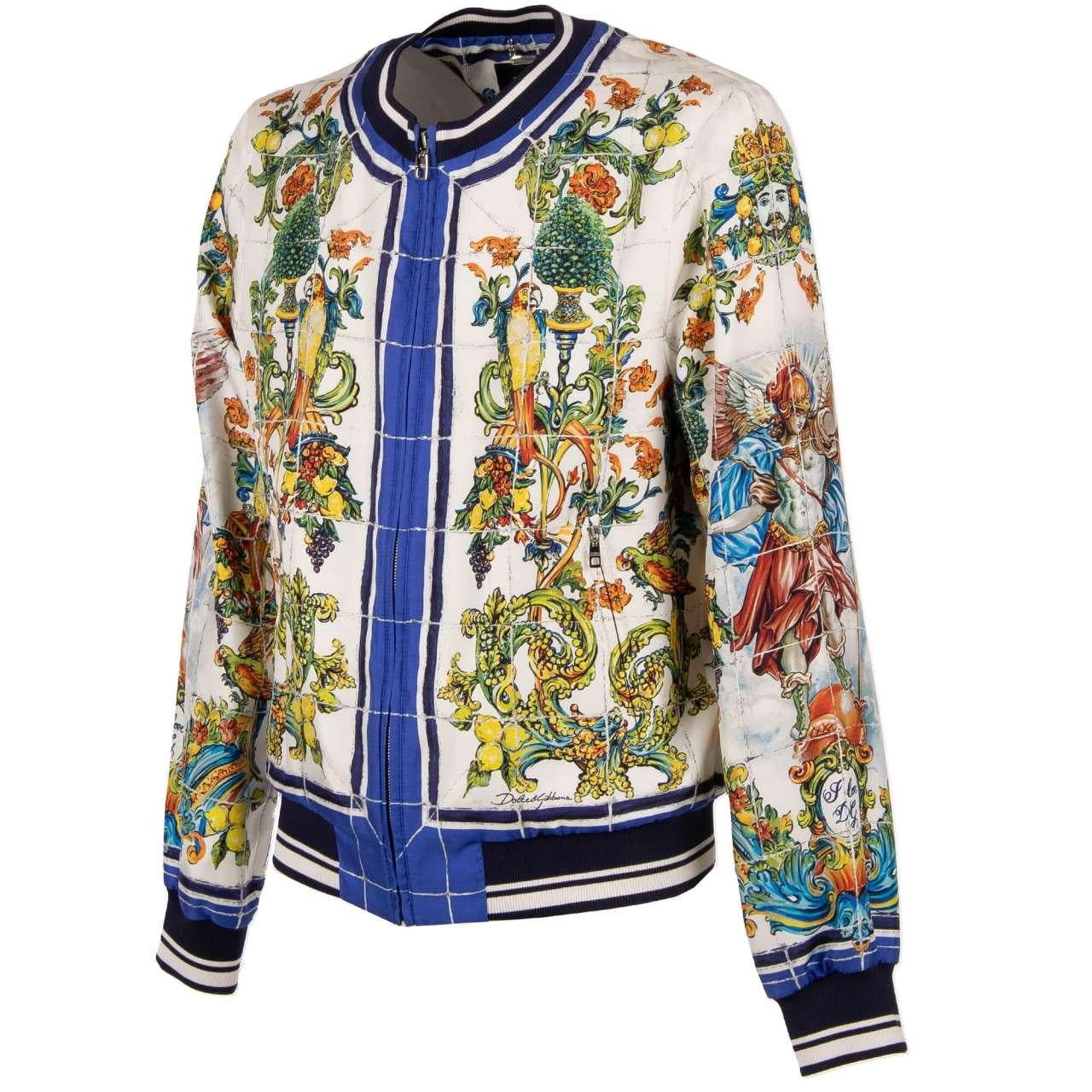 - Baroque and Majolica motive printed bomber jacket made of silk with Logo details by DOLCE & GABBANA - Former RRP: EUR 1.450 - New with tag - Normal Fit - MADE IN ITALY - Model: G9LI3T-HH1UW-HWQ70 - Material: 100% Silk - Lining: 100% Silk - Knit: