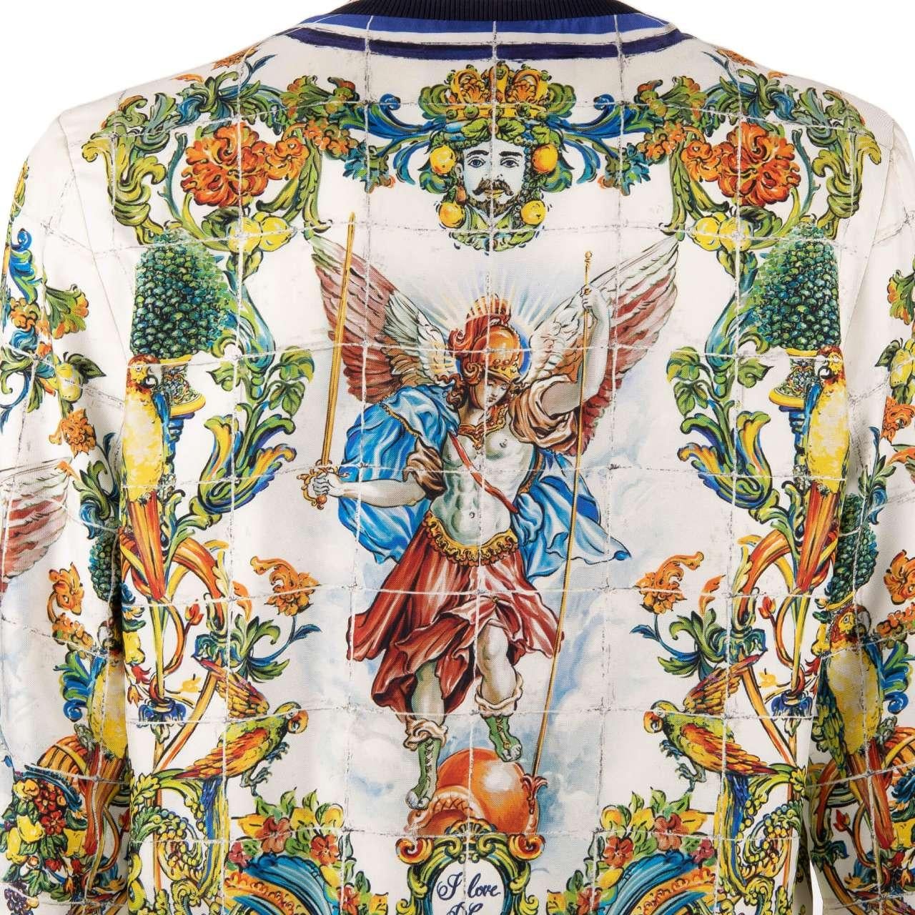 Dolce & Gabbana Majolica Baroque Printed Silk Bomber Jacket Blue White 44 In Excellent Condition For Sale In Erkrath, DE