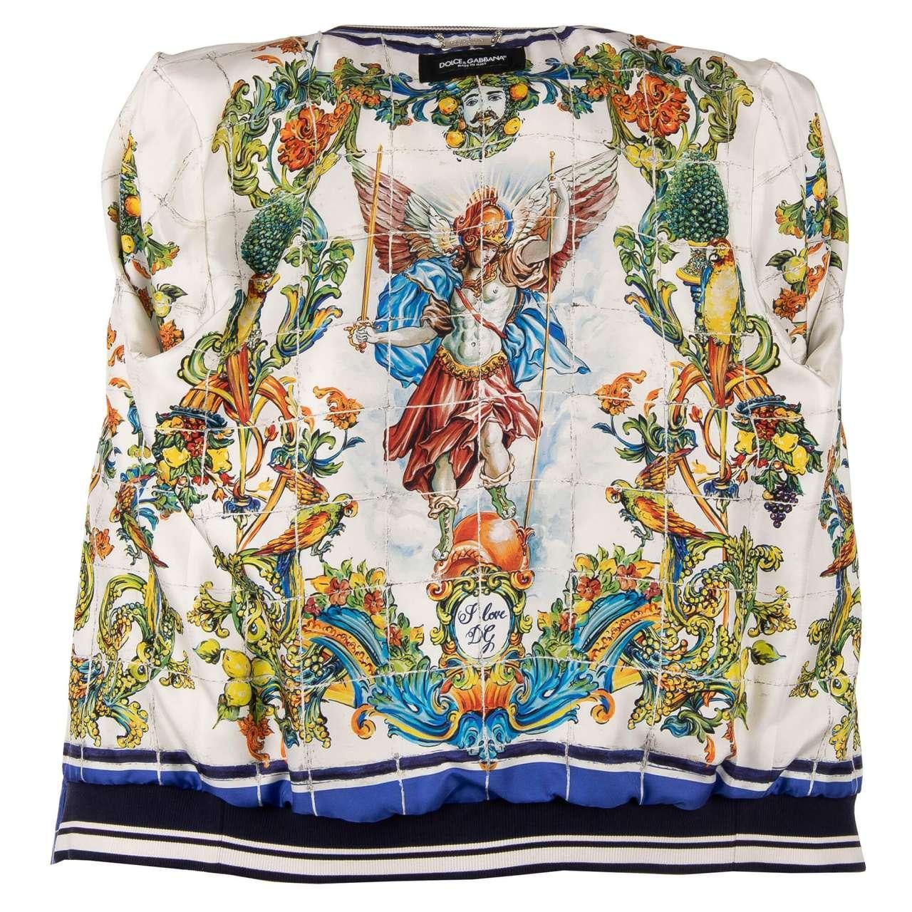 Men's Dolce & Gabbana Majolica Baroque Printed Silk Bomber Jacket Blue White 44 For Sale