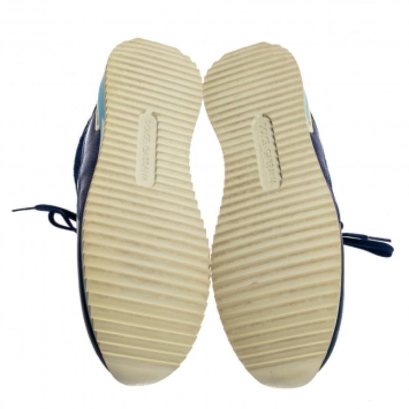 Dolce & Gabbana Majolica Print Leather And Pony Hair Platform Sneakers Size 38.5 In Good Condition For Sale In Dubai, Al Qouz 2