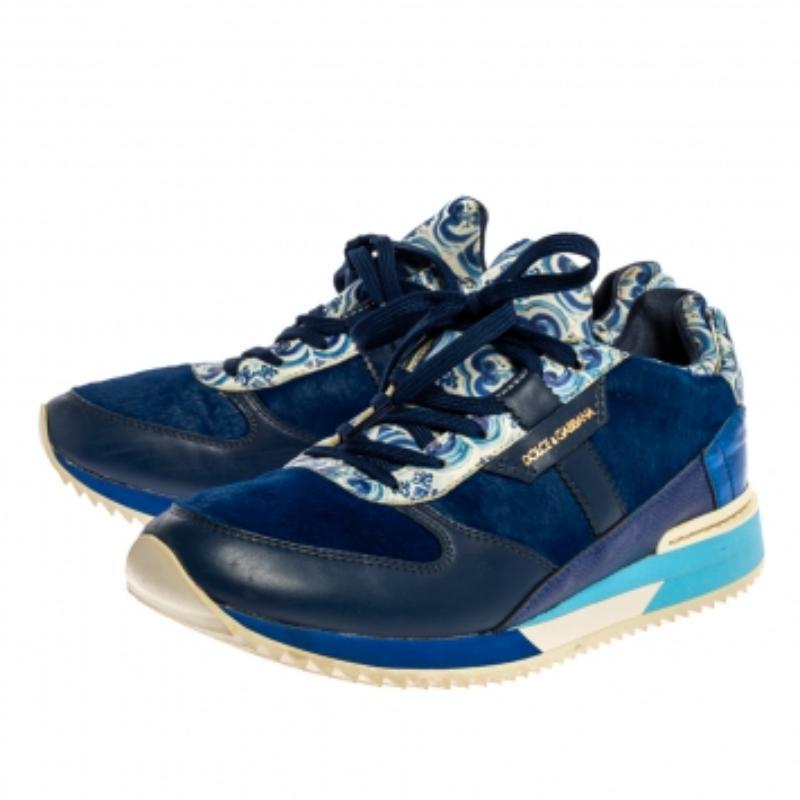 Dolce & Gabbana Majolica Print Leather And Pony Hair Platform Sneakers Size 38.5 For Sale 2