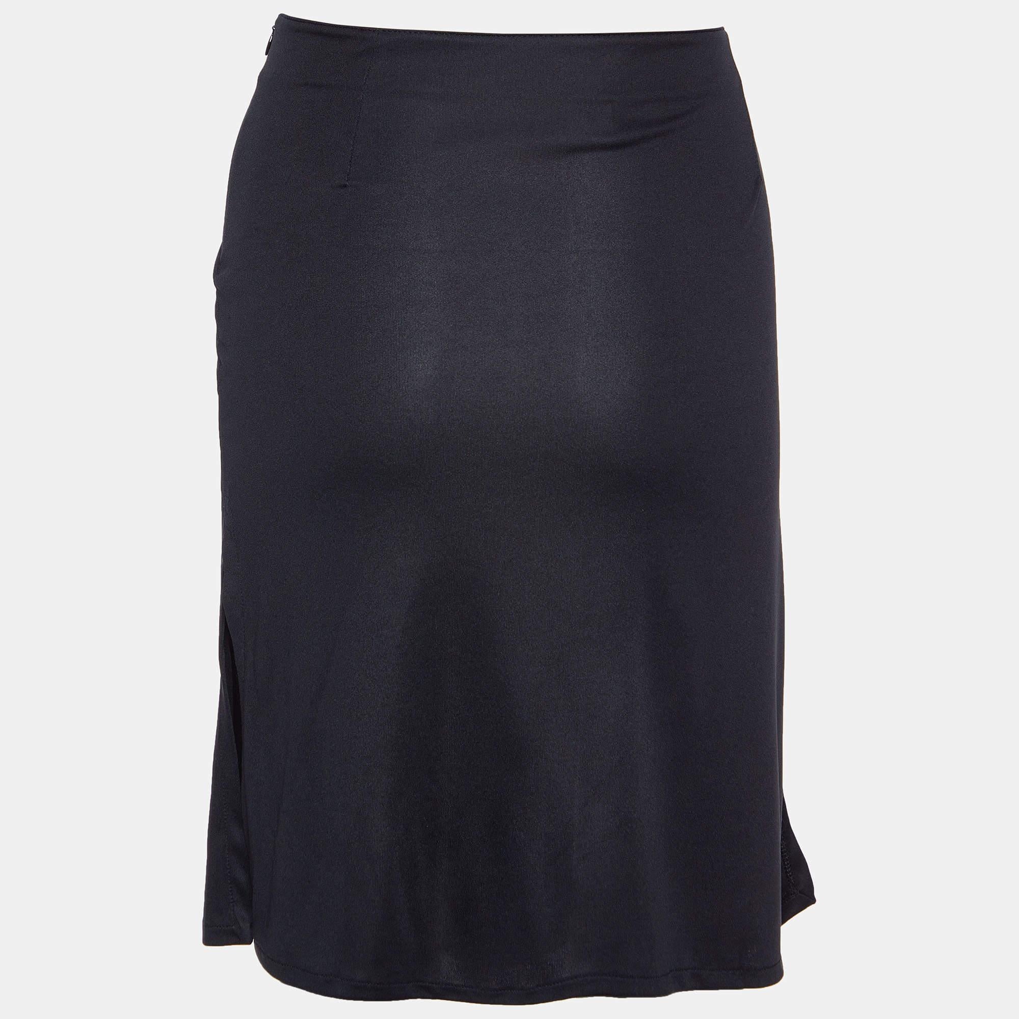 This elegant skirt is worth adding to your closet Crafted from fine materials it is exquisitely designed into a flattering shape.