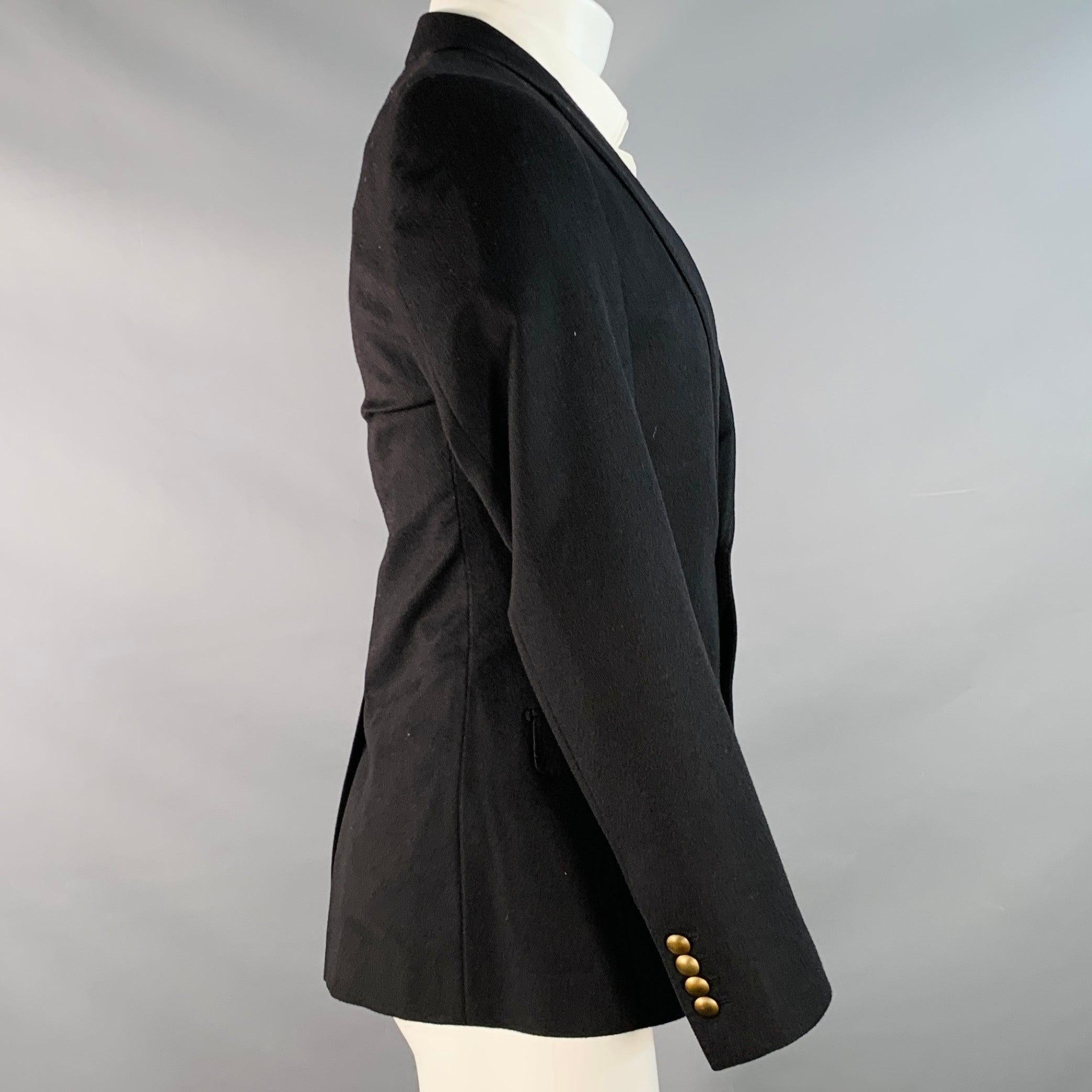Noir DOLCE & GABBANA MARTINI Taille 36 Manteau de sport en soie cachemire noir à simple boutonnage en vente