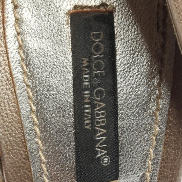 Dolce & Gabbana Metallic Beige Leather Peep Toe D'Orsay Pumps Size 37.5 In Fair Condition For Sale In Dubai, Al Qouz 2