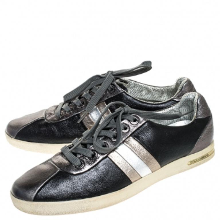 Dolce & Gabbana Metallic Black/Grey Leather Striped Lace Up Sneakers Size 40 en vente 2