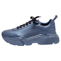 Dolce & Gabbana Metallic Blaue Leder-Spitzenschuhe mit Schnürung Größe 41,5