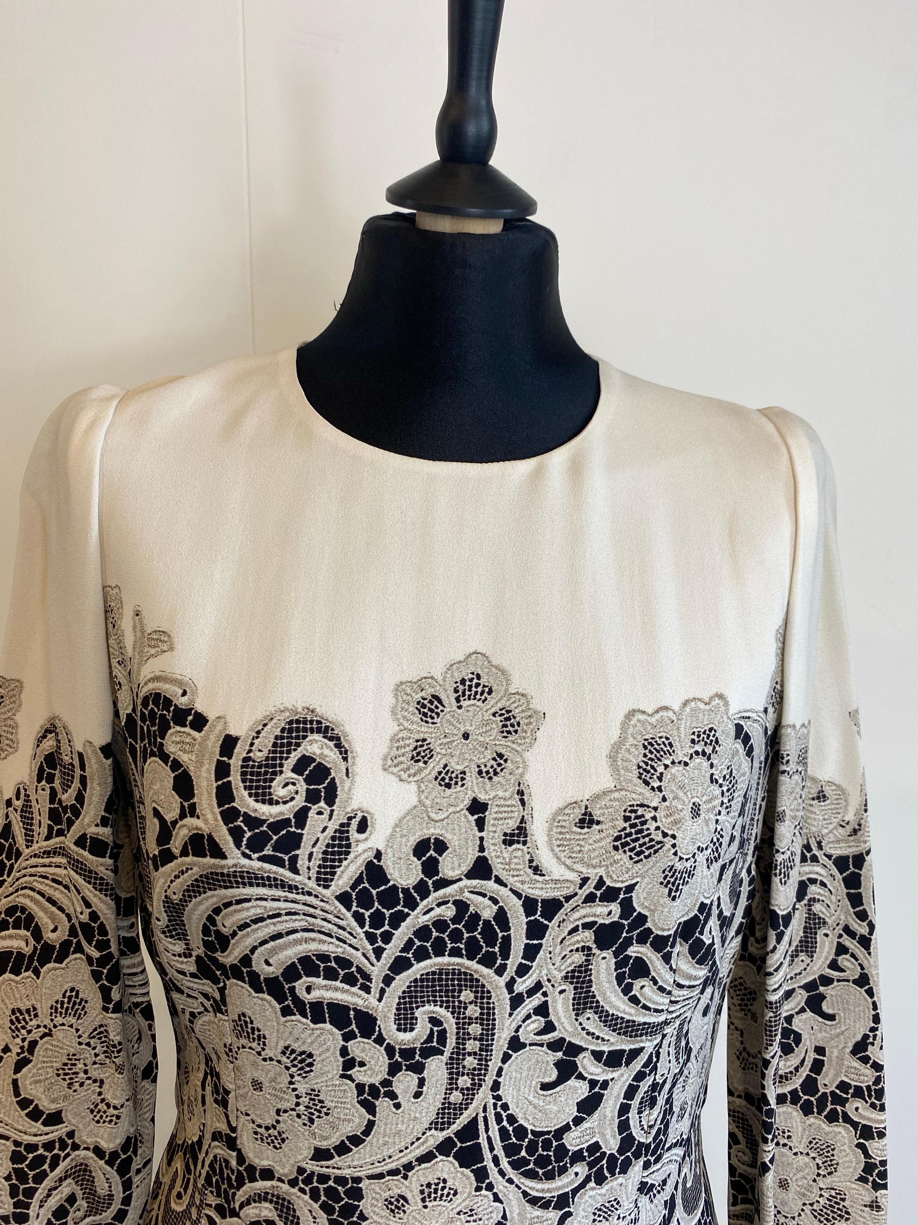 Gris Dolce & Gabbana Robe midi. en vente