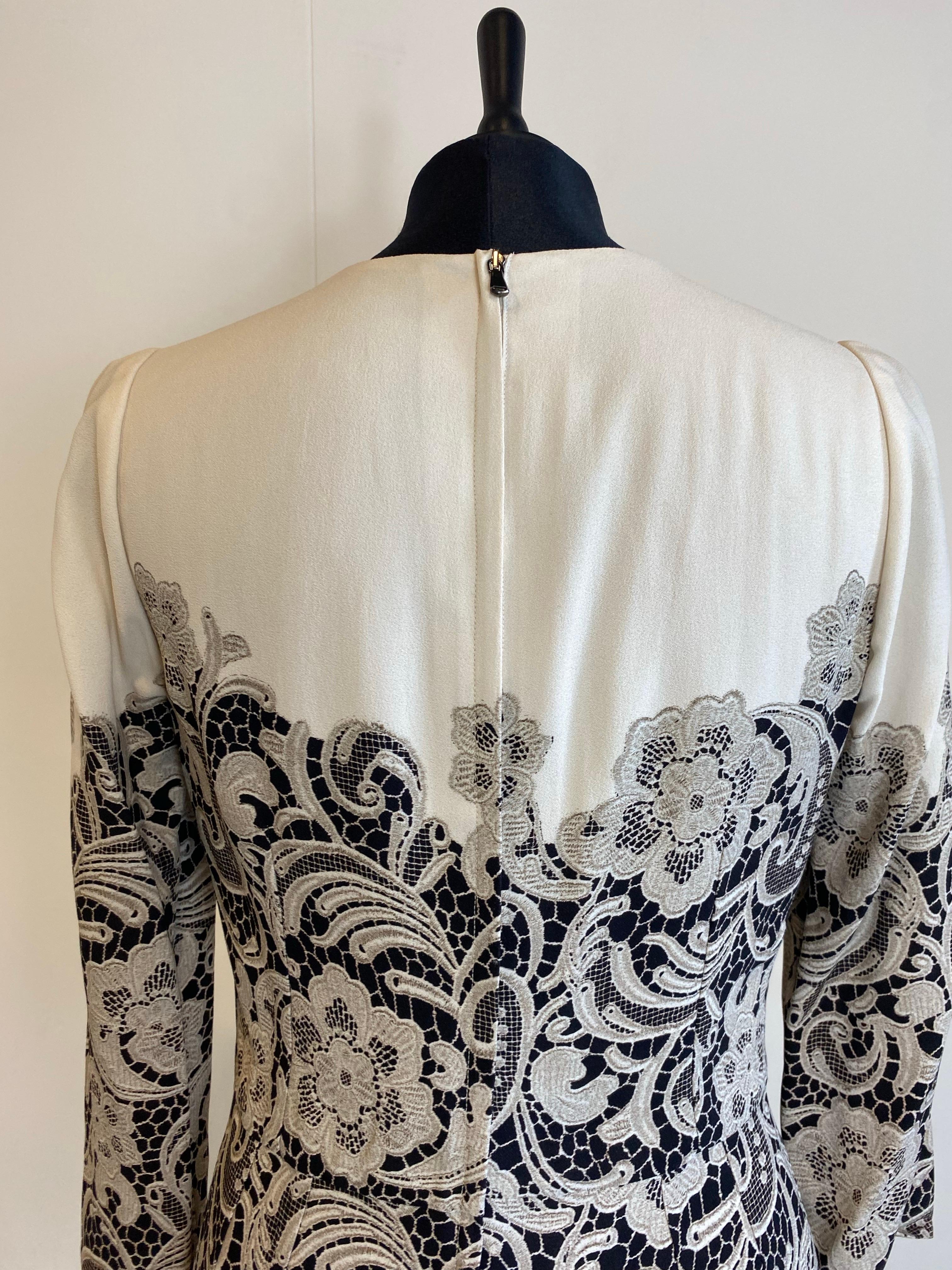 Dolce & Gabbana Robe midi. en vente 1