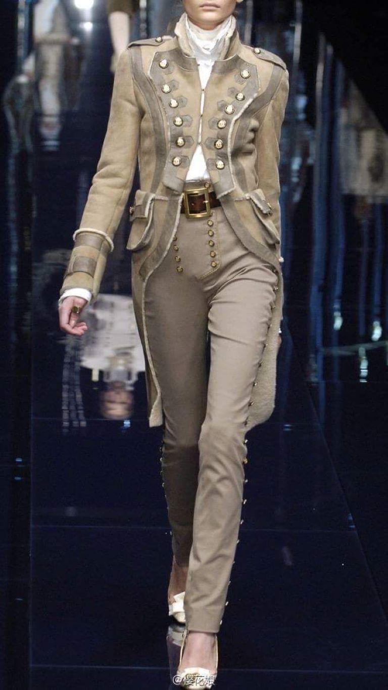 Dolce & Gabbana military jacket from 2006 For Sale 8