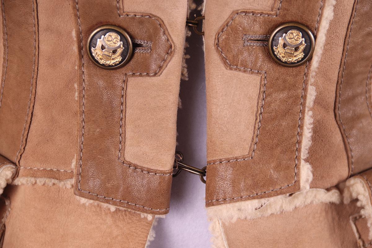 Brown Dolce & Gabbana military jacket from 2006 For Sale