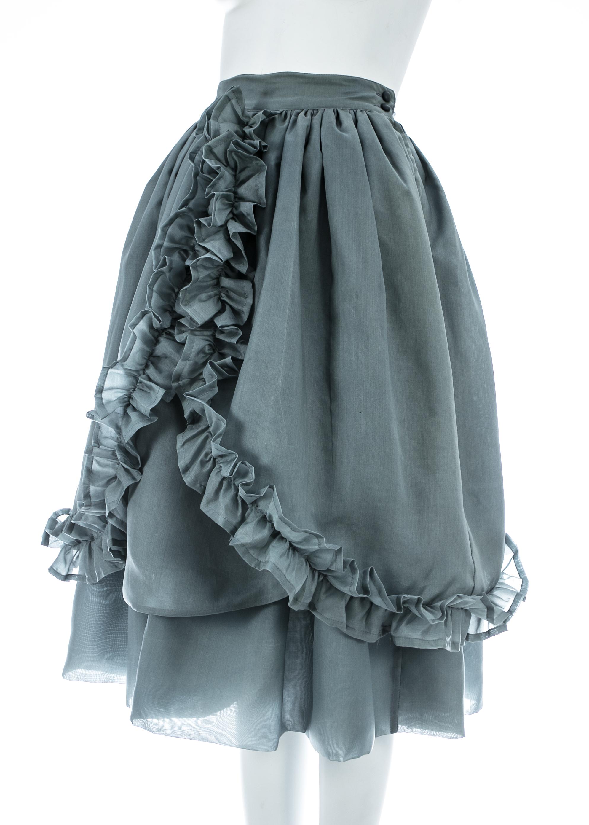 Dolce & Gabbana mint organza bustle skirt with ruffle trim

c. 1980s