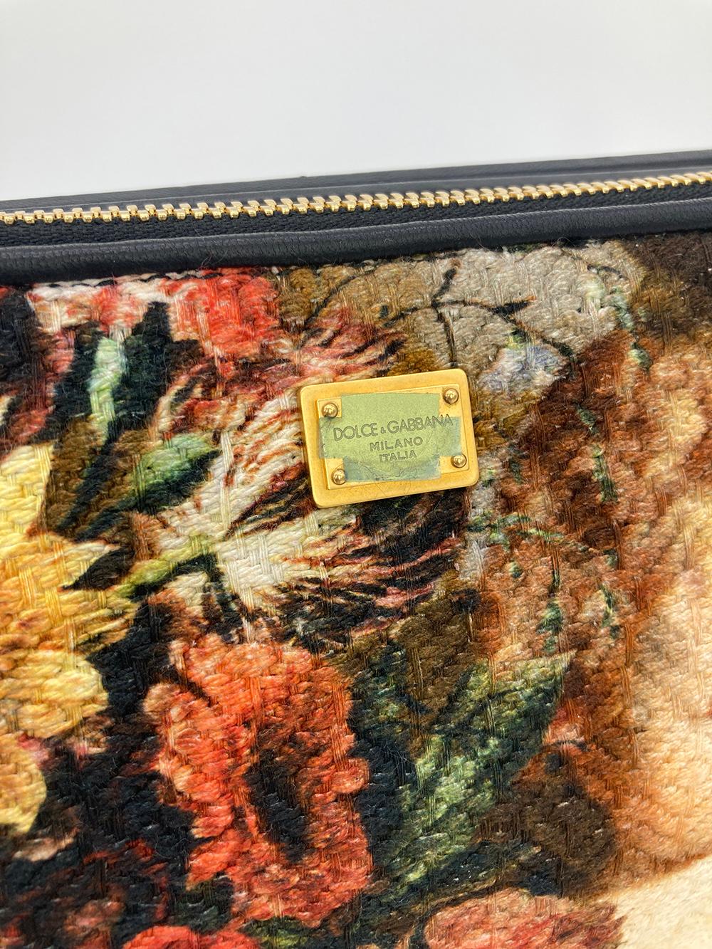 Dolce & Gabbana Miss Angie Angel Shoulder Bag Clutch In Excellent Condition In Philadelphia, PA