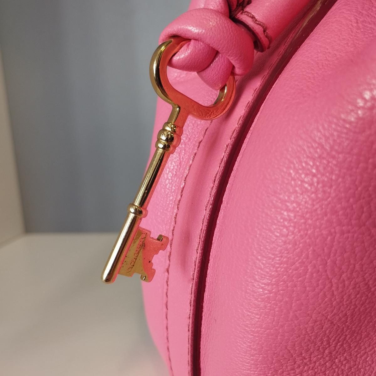 Women's Dolce & Gabbana Miss Bonita Pink Bag For Sale