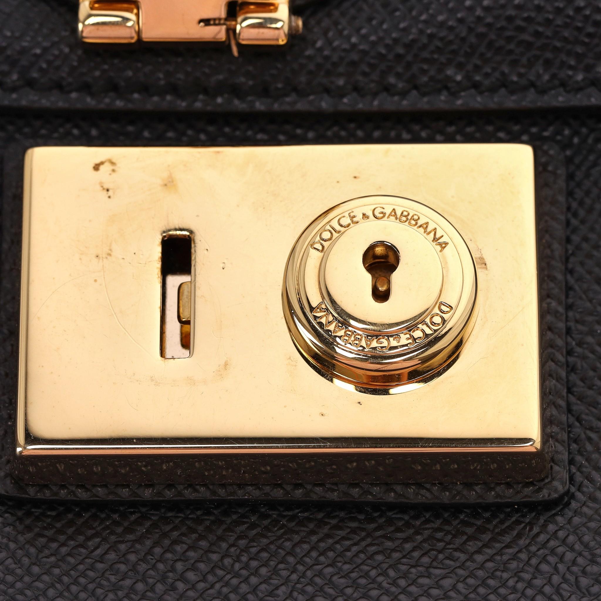 Dolce & Gabbana Miss Linda Saffiano Leather Bag For Sale 4