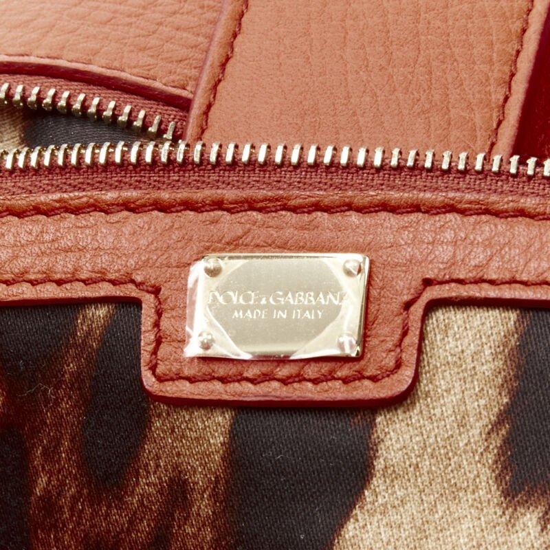 DOLCE GABBANA Monica, borsa a tracolla in pelle arancione con chiusura a scatto in oro in vendita 6