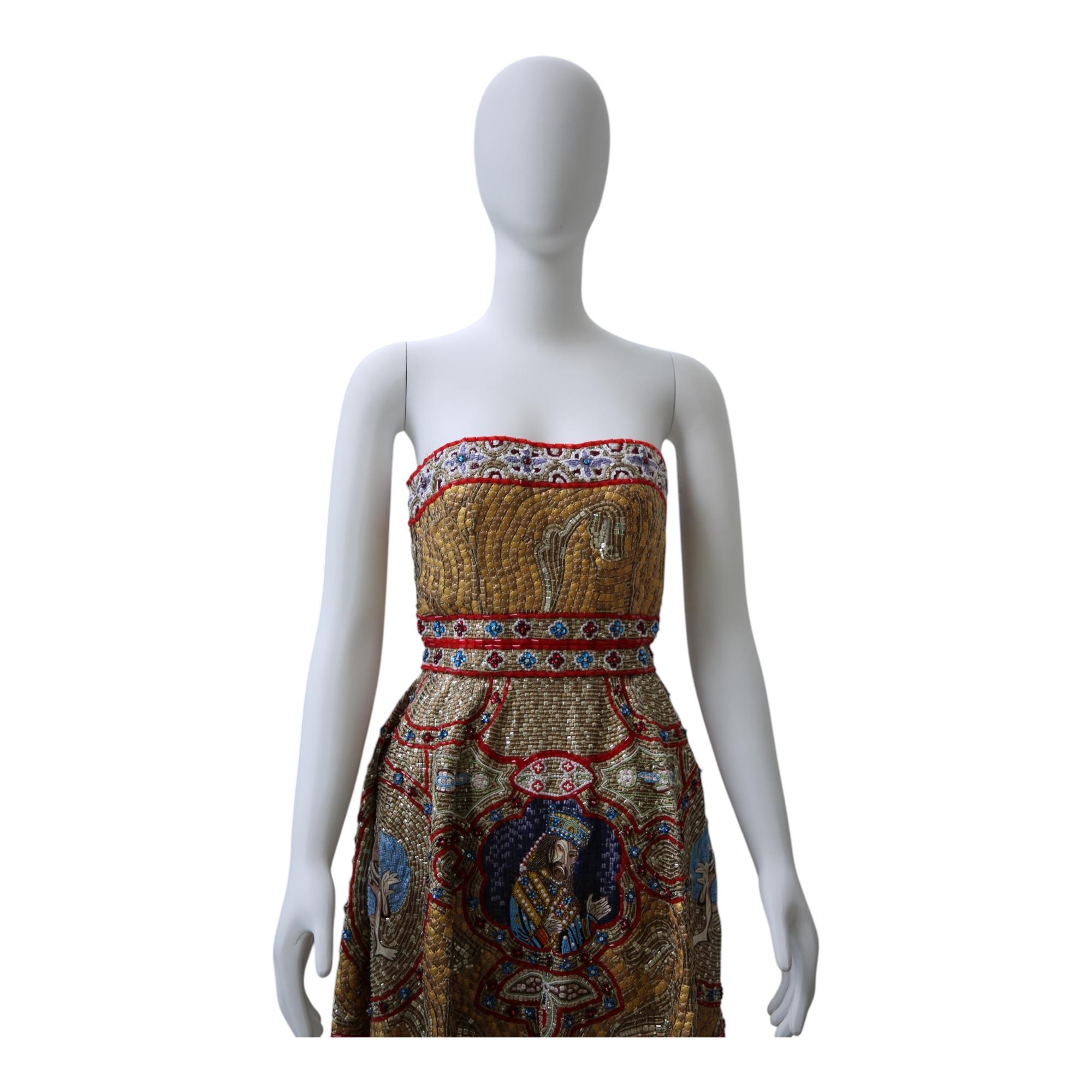 Dolce & Gabbana Vestido mosaico en línea A Colección Otoño/Invierno 2013 - Raro hallazgo en Excelente Estado en Dallas, TX