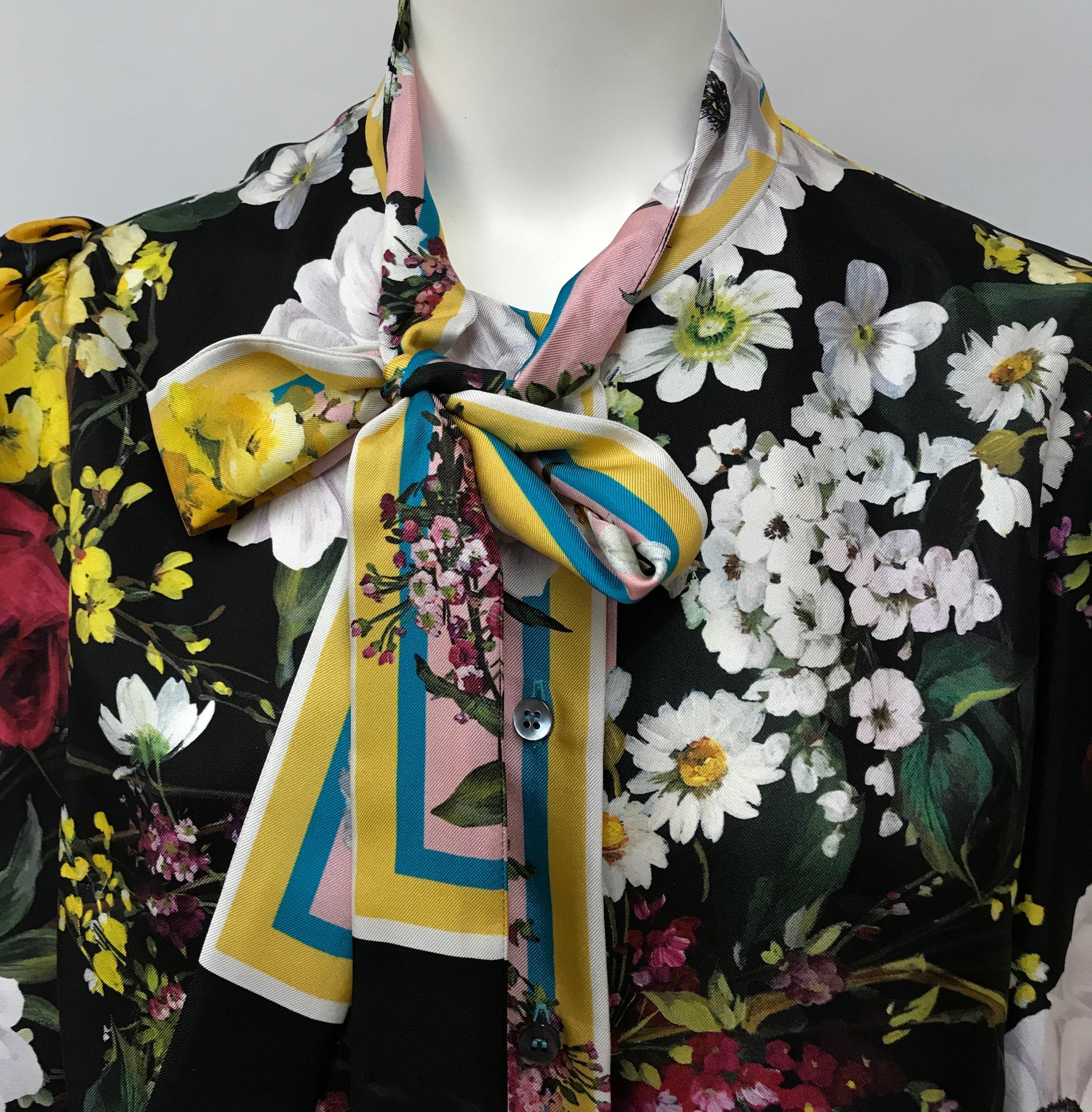 Dolce & Gabbana Multi Color Silk Floral Top-44 In New Condition In West Palm Beach, FL