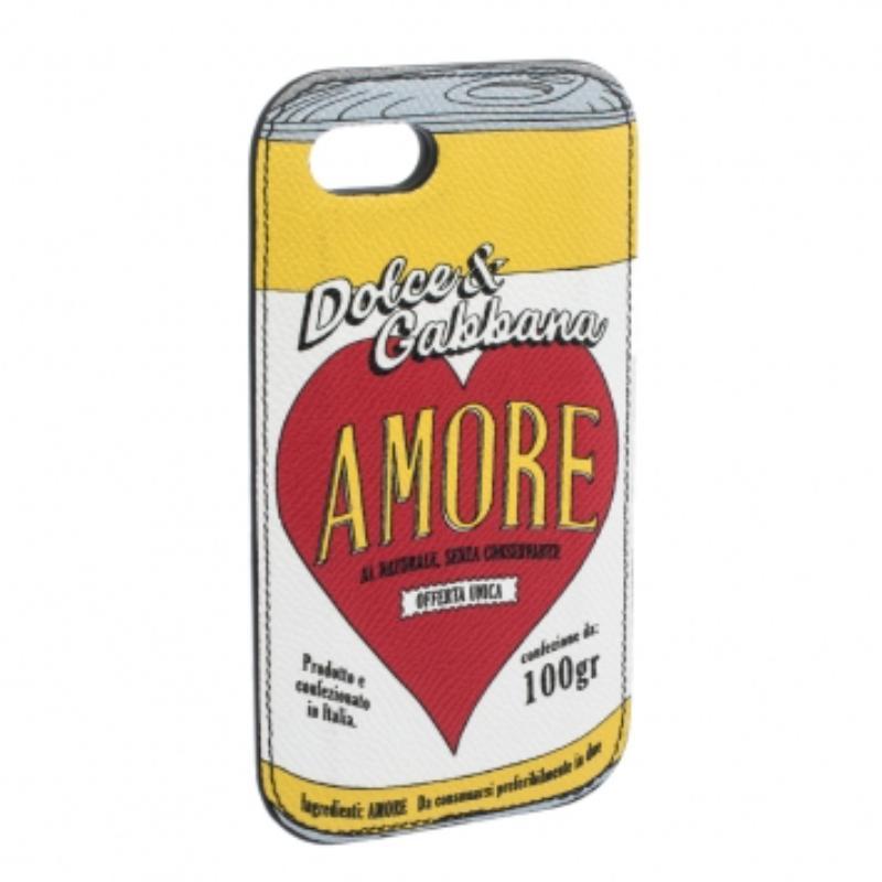 This chic iPhone 7 case from Dolce & Gabbana weaves luxury with utility. Crafted from leather, suede and plastic in black color, it will not only keep your mobile secure but will also look stylish in your hand. It is accented with a multicolored