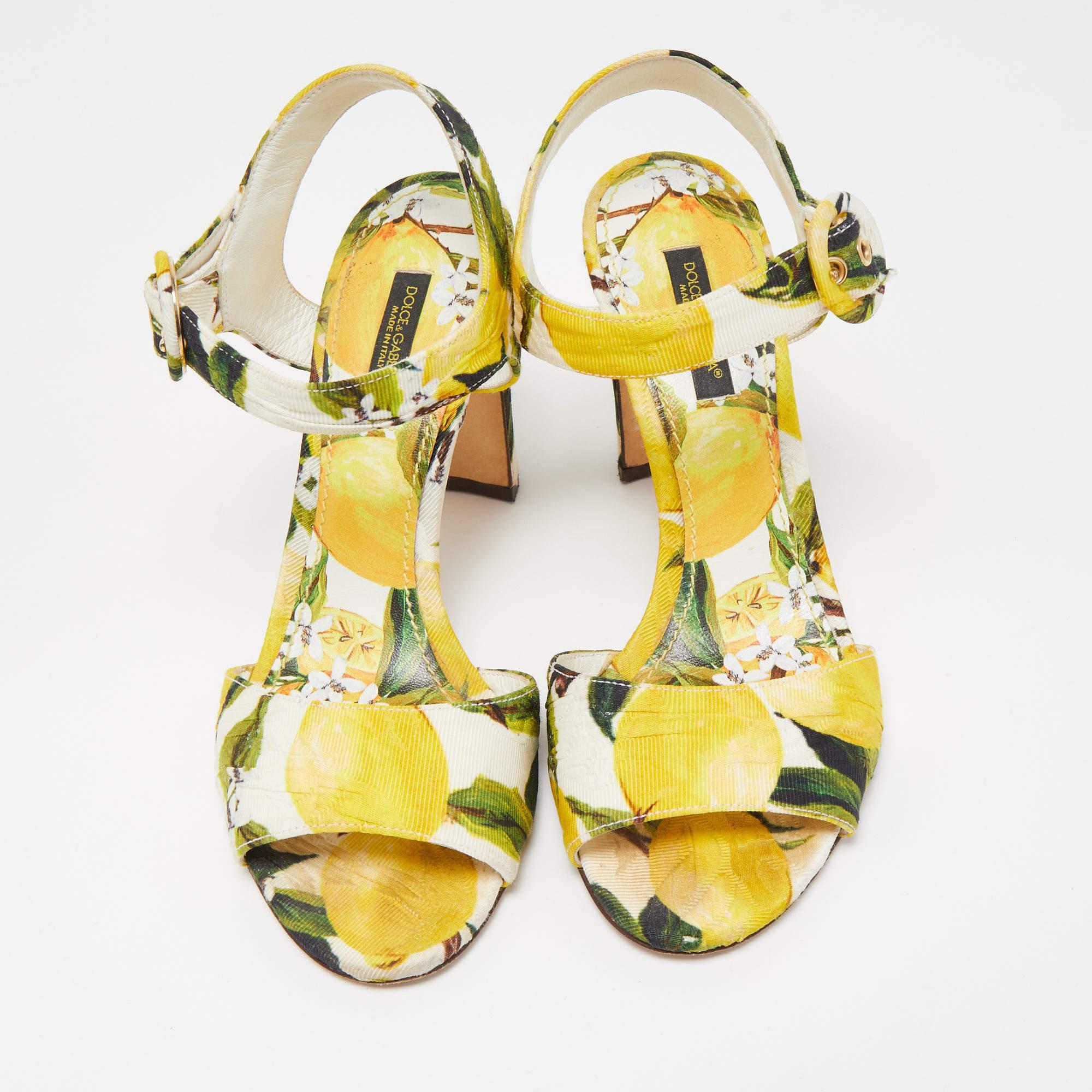 Dolce & Gabbana Multicolor Brocade Fabric Ankle Strap Sandals Size 36.5 In Good Condition For Sale In Dubai, Al Qouz 2