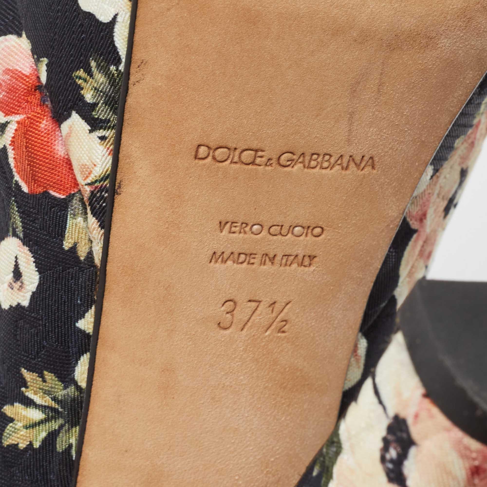 Dolce & Gabbana Mary Jane Pumps aus mehrfarbigem Brokat-Stoff, Größe 37,5 3