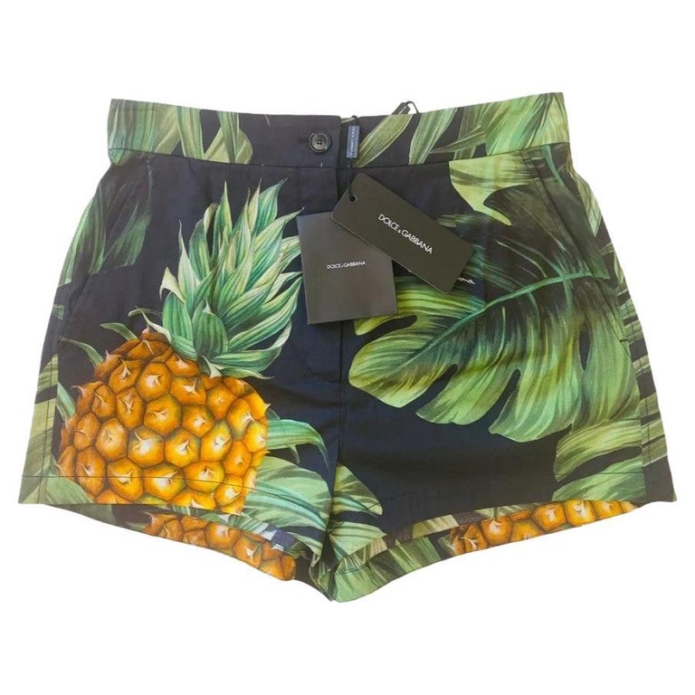 Dolce and Gabbana Multicolor Cotton Pineapple Jungle Shorts DG Tropical  Leaves For Sale at 1stDibs
