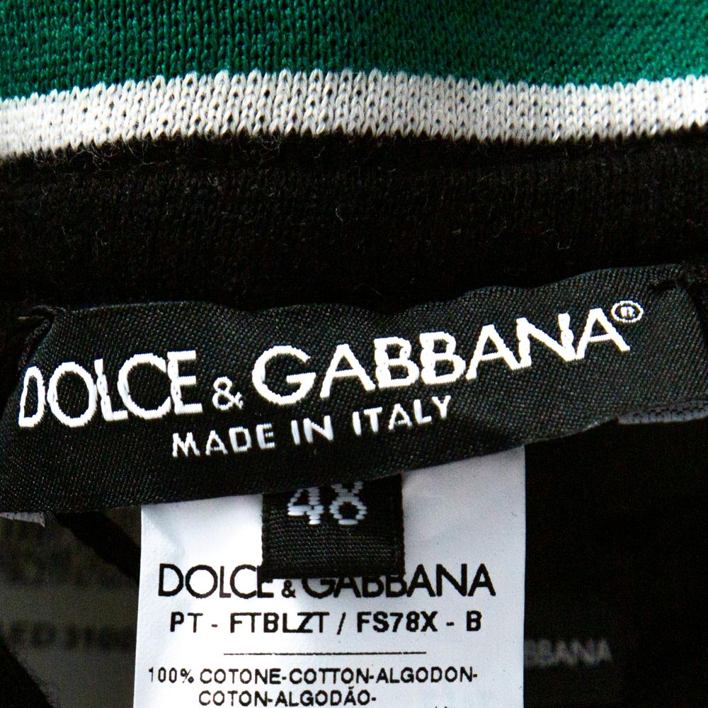 Dolce & Gabbana brings you a trendy spin on sportswear with these stylish track pants. Crafted from cotton jersey, it carries multicolored hues as well as the iconic DG Mania print. Pair with t-shirts and sneakers for a casual look.

