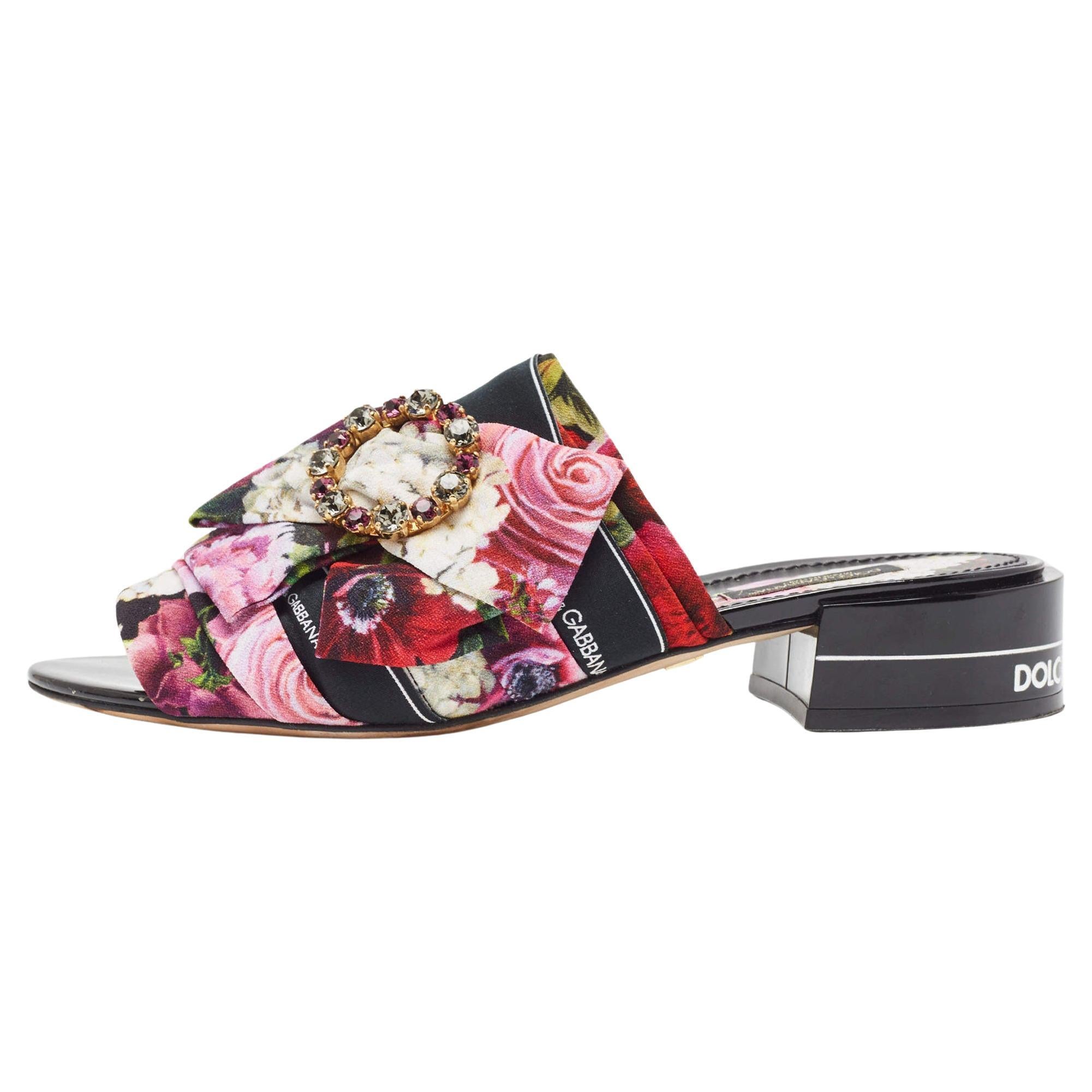Dolce & Gabbana Multicolor Floral Print Fabric Embellished Slide Sandals Size 39 For Sale