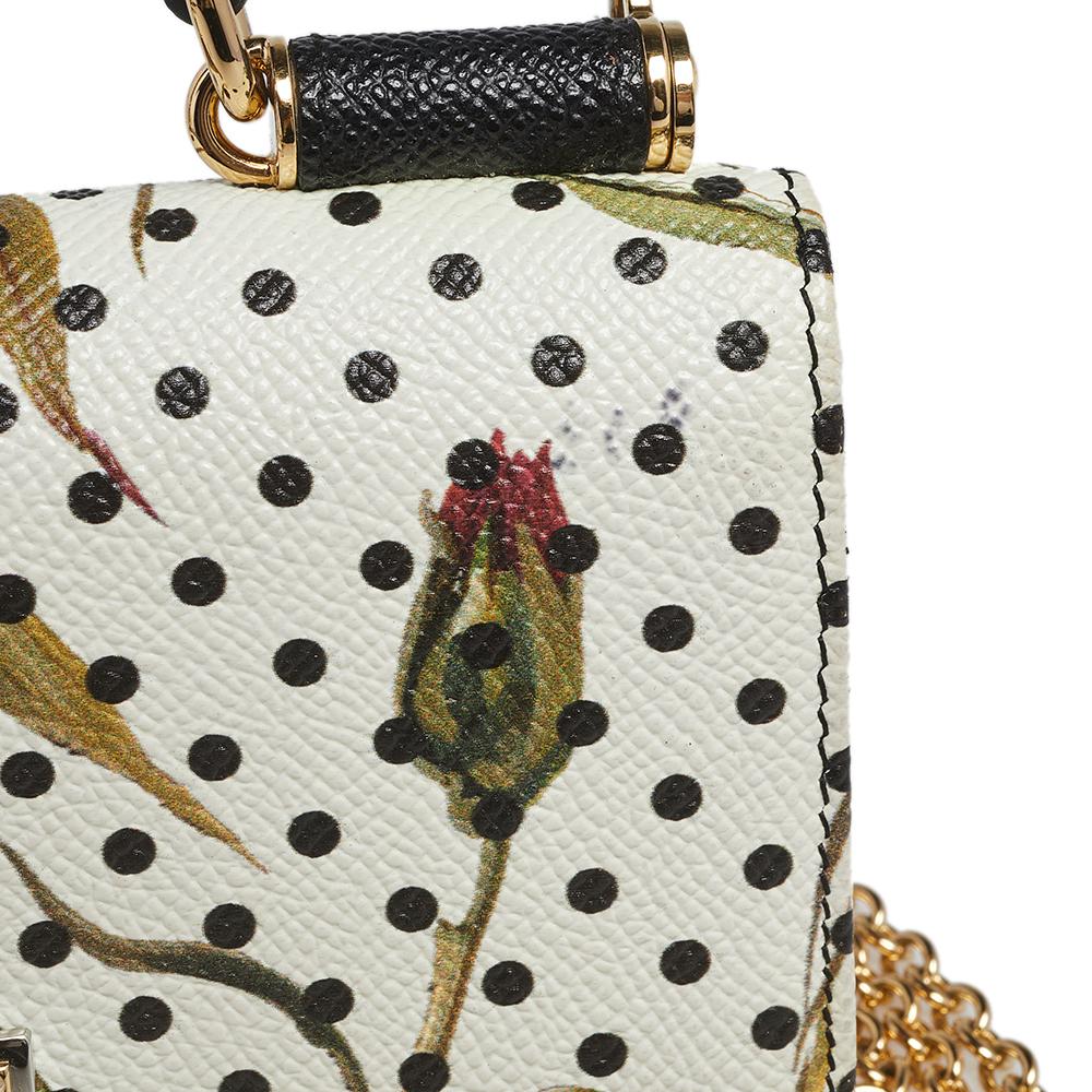 Dolce & Gabbana Multicolor Floral Print Leather Miss Sicily Von Wallet on Chain In Good Condition In Dubai, Al Qouz 2