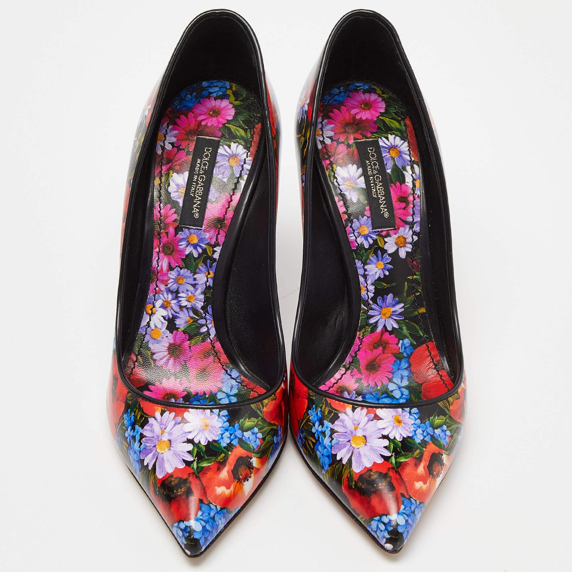 Black Dolce & Gabbana Multicolor Floral Print Leather Pointed Toe Pumps Size 36.5 For Sale