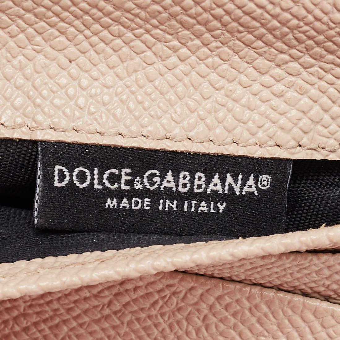 Dolce & Gabbana Mehrfarbige dreifache Brieftasche aus Leder mit Blumendruck und Lederbezug im Angebot 3