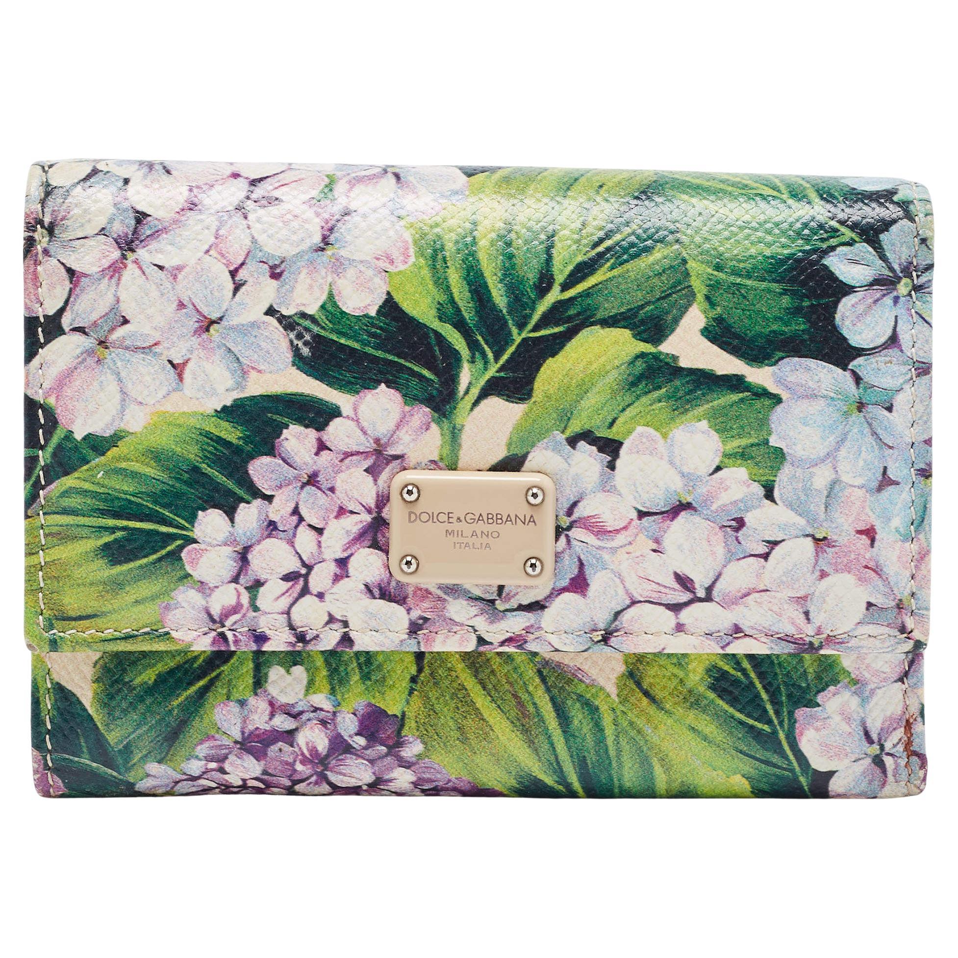 Dolce & Gabbana Mehrfarbige dreifache Brieftasche aus Leder mit Blumendruck und Lederbezug im Angebot