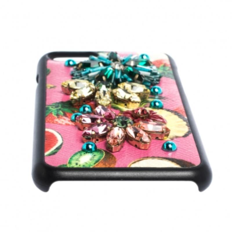 Sac à main Dolce & Gabbana pour iPhone 7 imprimé fruits multicolores en cuir orné de cristaux Excellent état - En vente à Dubai, Al Qouz 2