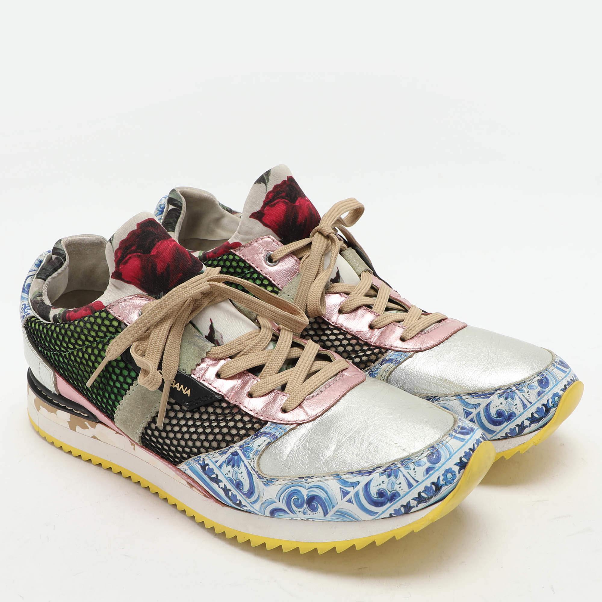 Dolce & Gabbana Zapatillas bajas de cuero multicolor con mezcla de malla talla 40 en Bastante bueno estado para la venta en Dubai, Al Qouz 2