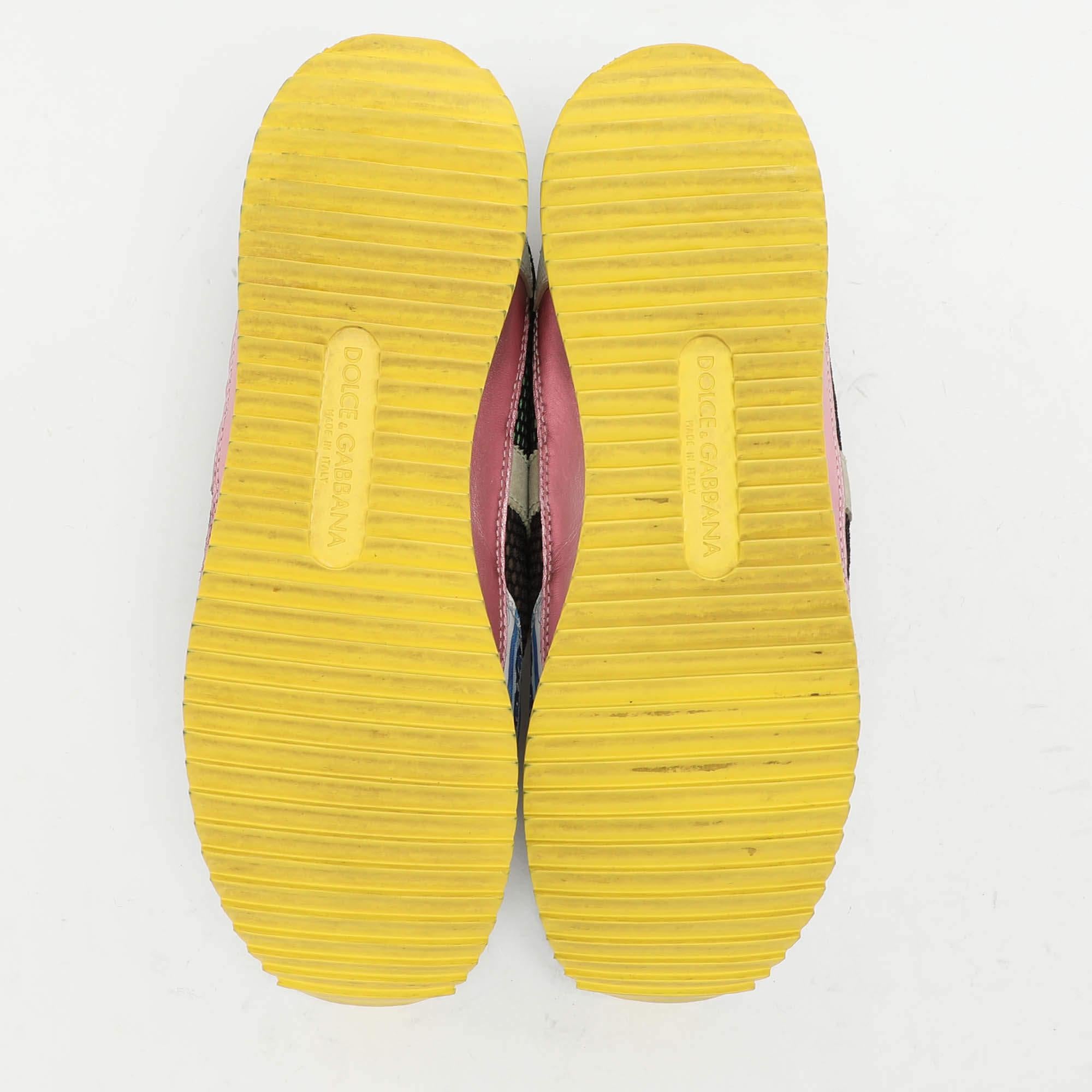 Dolce & Gabbana Zapatillas bajas de cuero multicolor con mezcla de malla talla 40 en venta 1