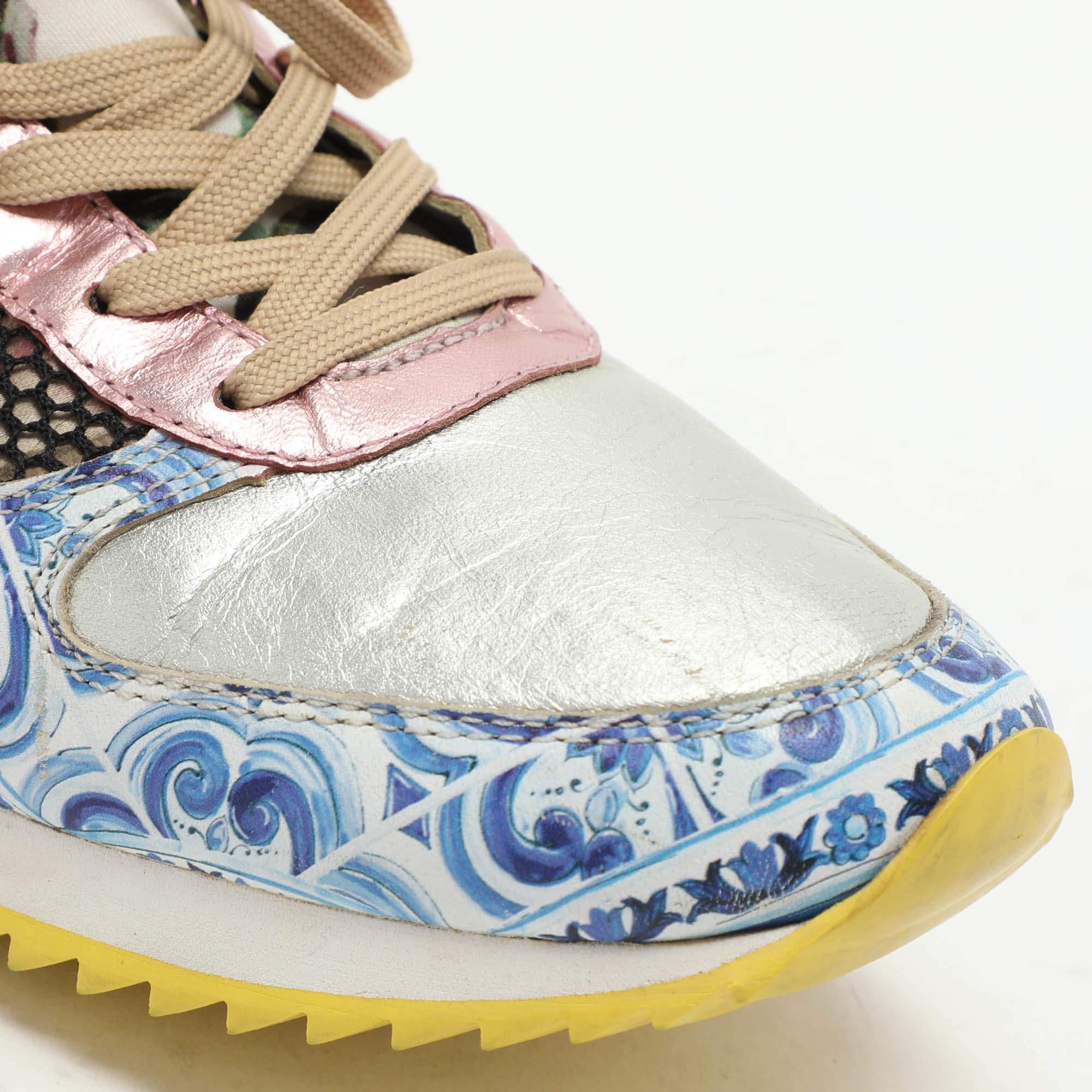 Dolce & Gabbana Zapatillas bajas de cuero multicolor con mezcla de malla talla 40 en venta 2