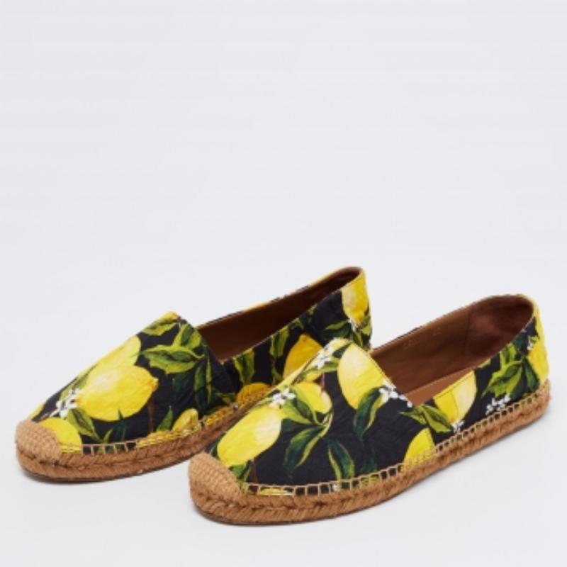 Dolce & Gabbana Multicolor Lemon Print Fabric Platform Espadrille Flats Size 40 In Good Condition For Sale In Dubai, Al Qouz 2