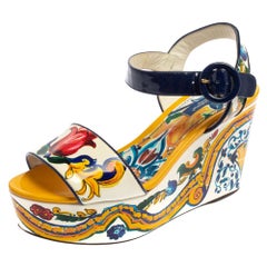 Dolce & Gabbana Multicolor Majolika Druck Lackleder Riemchensandalen Größe 36