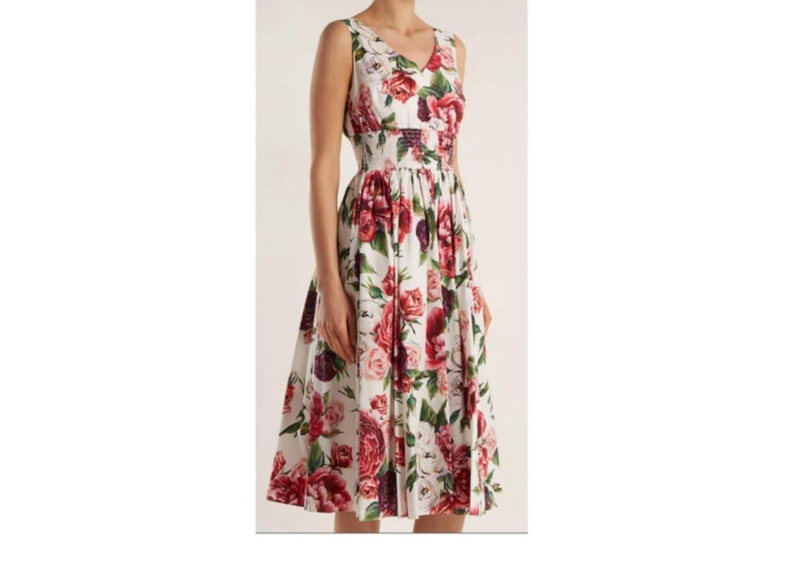 Dolce & Gabbana Peony Rose cotton mid length dress 
Size 42IT UK10, M. 
100% cotton 
Brand new with tags! 
Please check my other DG clothing & beachwear & shoes & accessories and Sicily bag in this beautiful feminine print! 🌷🌷🌷