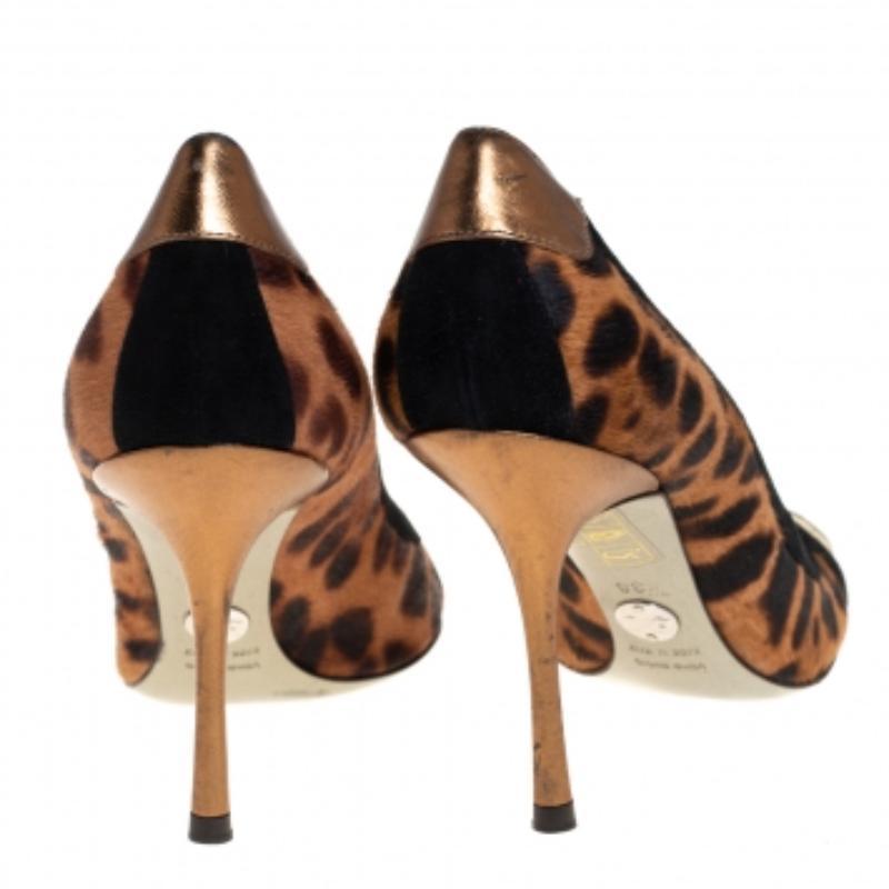 Dolce & Gabbana Multicolor Pony Hair And Suede Open Toe Pumps Size 38 In Good Condition For Sale In Dubai, Al Qouz 2