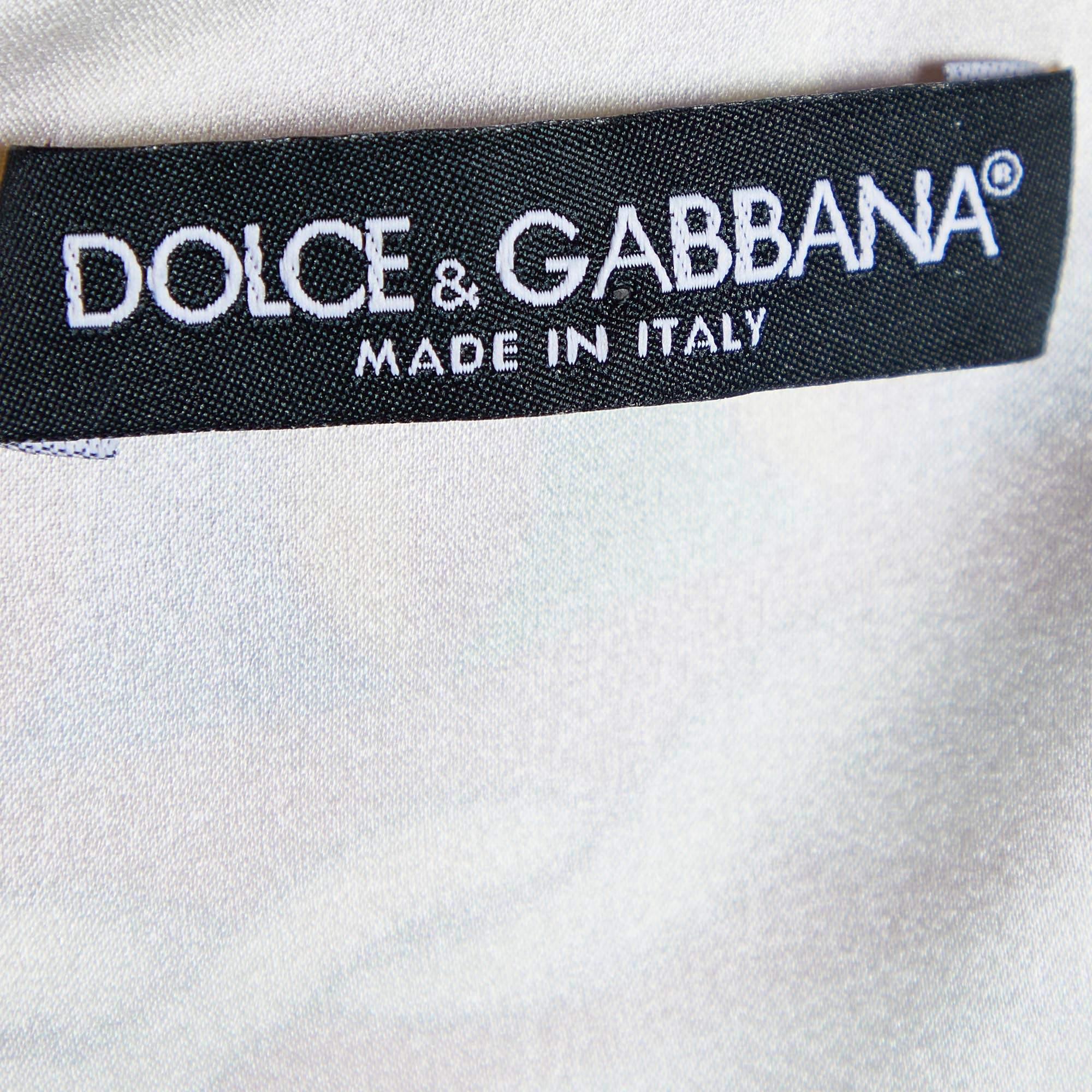 Dolce & Gabbana Mehrfarbiges Kimonokleid aus Seide mit Königin-Druck l Damen im Angebot