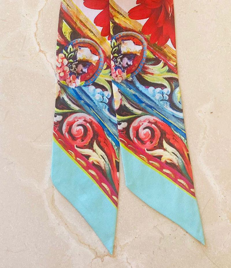 Dolce & Gabbana Multicolor Red Blue Silk Floral Mini Scarf Headscarf Tie DG In New Condition For Sale In WELWYN, GB