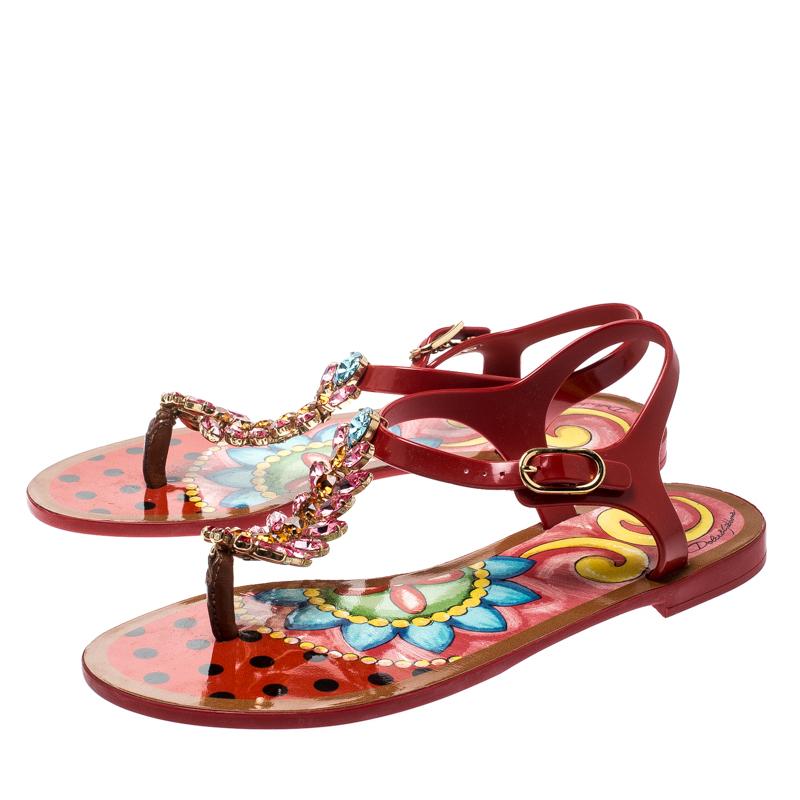 Dolce & Gabbana Multicolor Rubber Crystal Embellished Flat Thong Sandals Size 37 In Good Condition In Dubai, Al Qouz 2