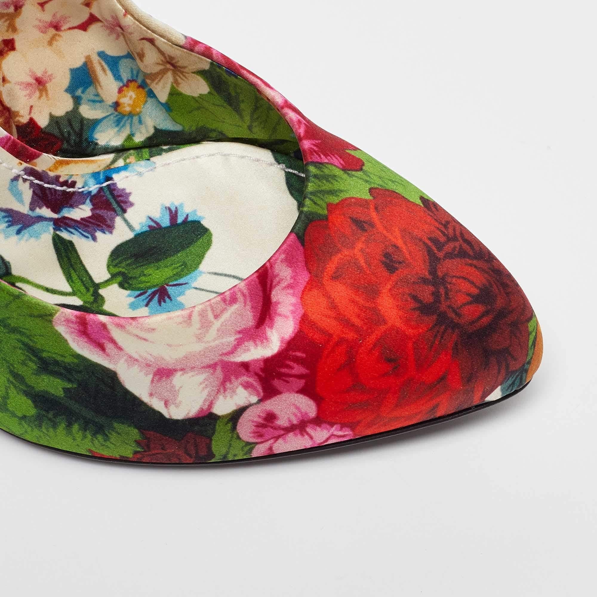 Dolce & Gabbana Multicolor Satin Floral Print Pumps Size 40 For Sale 2