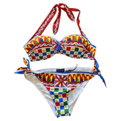 Dolce & Gabbana Mehrfarbiger Sizilienischer Caretto-Badeanzug Bikini-Badeanzug Strandbekleidung DG