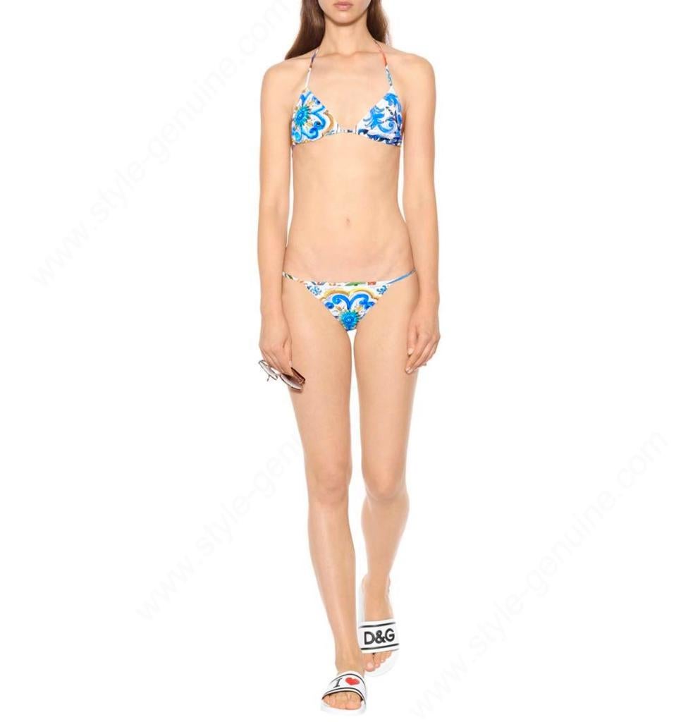 Dolce & Gabbana beachwear bikini set in SICILY MAIOLICA brightly-colored print is the absolute star of this bikini that features an unpadded triangle bikini top and thong bikini bottoms with adjustable string ties in fine luxury fabric: 
Adjustable