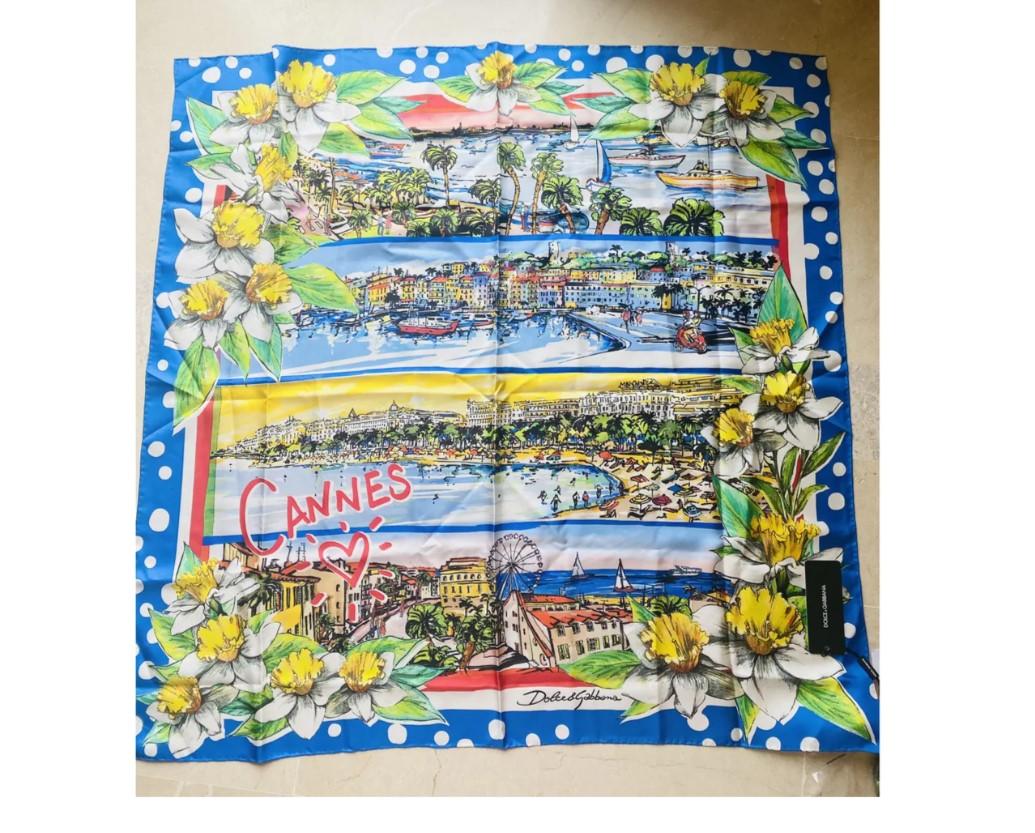 Dolce & Gabbana Cannes themed printed silk scarf 
Size 90cmx90cm 
100% silk 
Made in Italy. 
Brand new with tags. 

Please check my other DG clothing & accessories!
